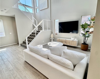 643 Solar Citrine Street - Photo Thumbnail 5