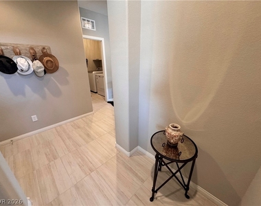 5245 E La Campana Drive - Photo Thumbnail 2