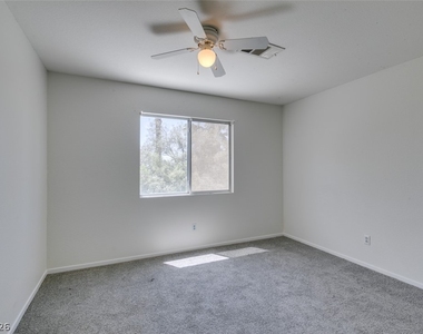 5025 Glittering Star Court - Photo Thumbnail 38