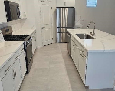 7376 Daly Grove Street - Photo Thumbnail 14