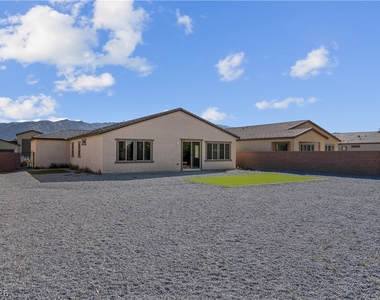 5357 Eleganza Avenue - Photo Thumbnail 45