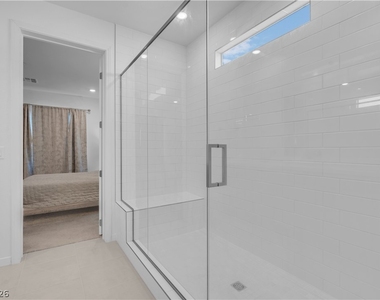 5357 Eleganza Avenue - Photo Thumbnail 35
