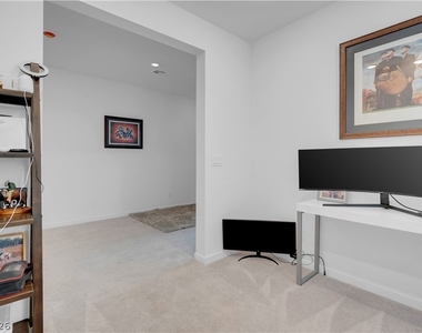 5357 Eleganza Avenue - Photo Thumbnail 27