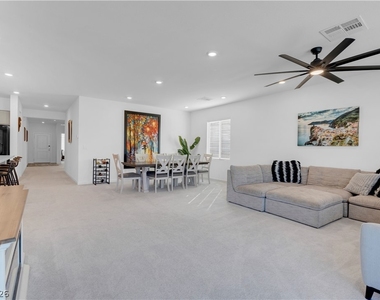 5357 Eleganza Avenue - Photo Thumbnail 17