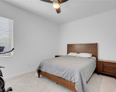 5357 Eleganza Avenue - Photo Thumbnail 39