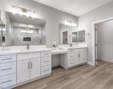 6380 Waterford Street - Photo Thumbnail 20