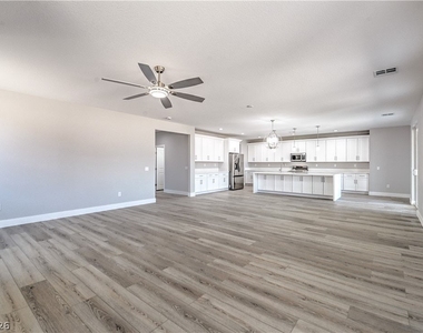 6380 Waterford Street - Photo Thumbnail 7