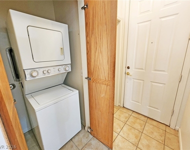1041 S Marne Court - Photo Thumbnail 27