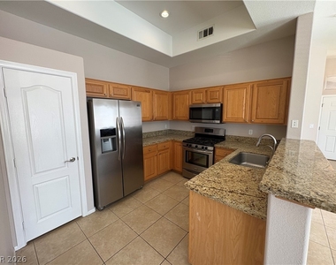 2305 Horizon Ridge - Photo Thumbnail 5