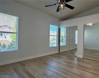 3574 Desert Cliff Street - Photo Thumbnail 11