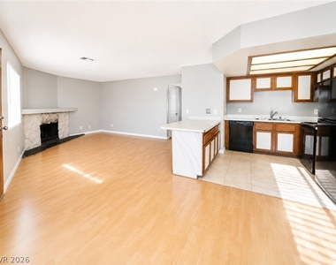 2701 Otter Creek Court - Photo Thumbnail 5