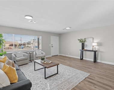 139 Fir Street - Photo Thumbnail 7