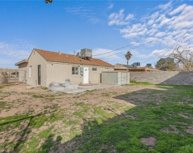 139 Fir Street - Photo Thumbnail 22
