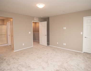 9 Alamere Falls Drive - Photo Thumbnail 12