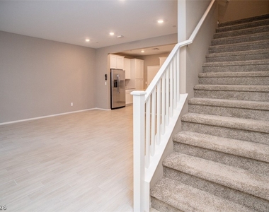 9 Alamere Falls Drive - Photo Thumbnail 10
