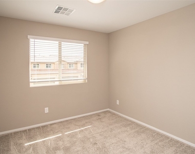 9 Alamere Falls Drive - Photo Thumbnail 19