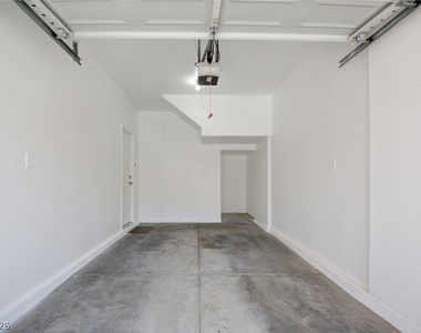 11119 African Sunset Street - Photo Thumbnail 24