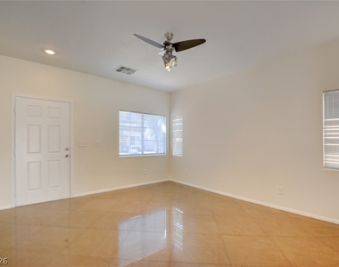 11119 African Sunset Street - Photo Thumbnail 10