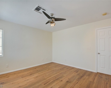 11119 African Sunset Street - Photo Thumbnail 14