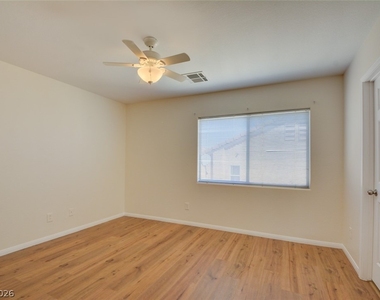 11119 African Sunset Street - Photo Thumbnail 15