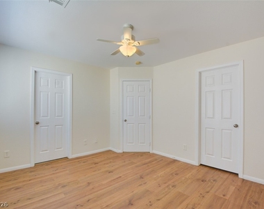 11119 African Sunset Street - Photo Thumbnail 16