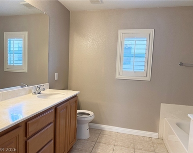 711 Quayside Court - Photo Thumbnail 18