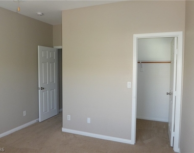 4054 Lower Saxon Avenue - Photo Thumbnail 41