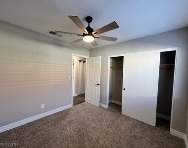 2526 Wolverton Avenue - Photo Thumbnail 18