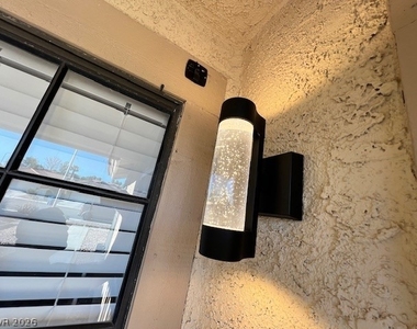 2526 Wolverton Avenue - Photo Thumbnail 6