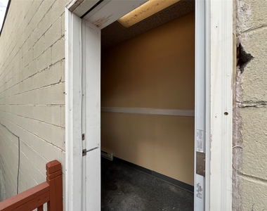 130 W Main Street - Photo Thumbnail 5