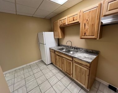 130 W Main Street - Photo Thumbnail 13