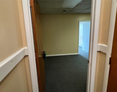 130 W Main Street - Photo Thumbnail 8