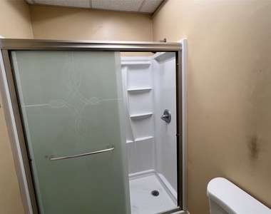 130 W Main Street - Photo Thumbnail 26