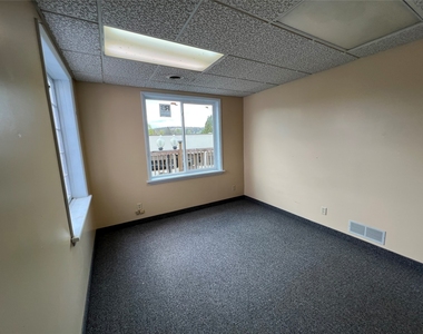 130 W Main Street - Photo Thumbnail 17