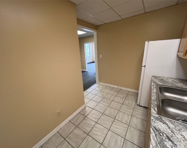 130 W Main Street - Photo Thumbnail 12