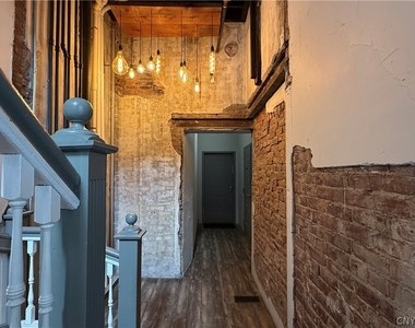 205 E Jefferson Street - Photo Thumbnail 1