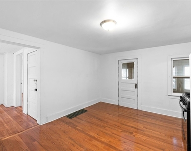 104 Kincaid Avenue - Photo Thumbnail 20