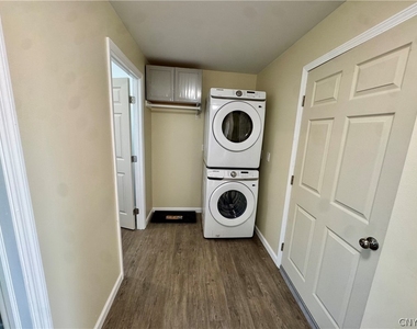 3849 Timmerman Road - Photo Thumbnail 6
