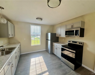 3849 Timmerman Road - Photo Thumbnail 2