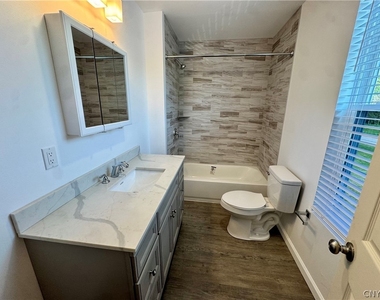 3849 Timmerman Road - Photo Thumbnail 5