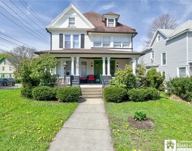 98 Forest Avenue - Photo Thumbnail 37