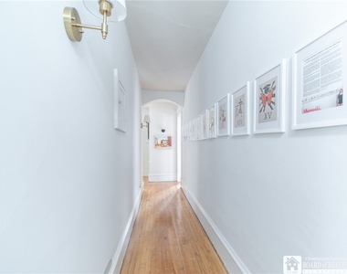 98 Forest Avenue - Photo Thumbnail 27