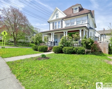 98 Forest Avenue - Photo Thumbnail 36