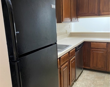 4585 Chestnut Ridge Road - Photo Thumbnail 13