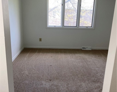 4585 Chestnut Ridge Road - Photo Thumbnail 20