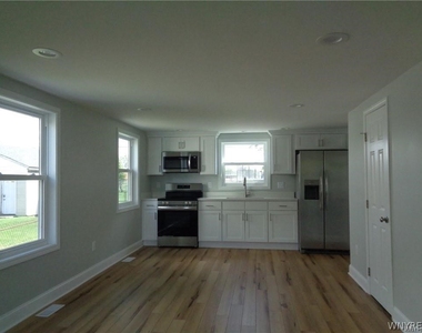 4563 Union (left Side) Road - Photo Thumbnail 1