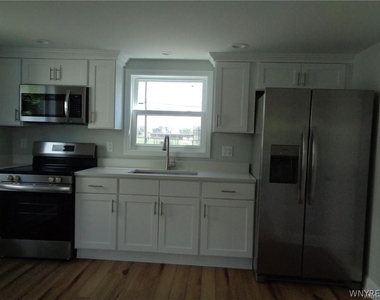 4563 Union (left Side) Road - Photo Thumbnail 2