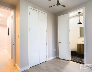 81 Beadel Street - Photo Thumbnail 4