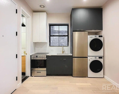 81 Beadel Street - Photo Thumbnail 1