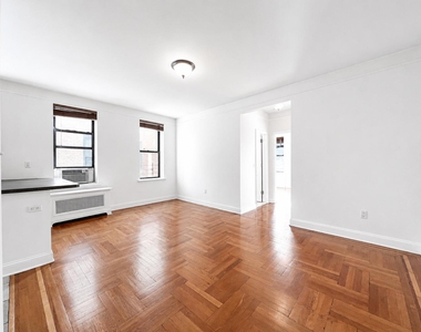105 Pinehurst Avenue - Photo Thumbnail 3